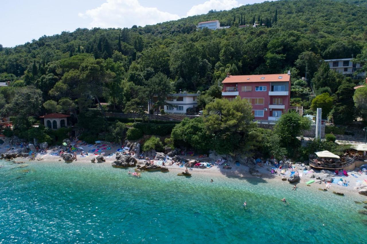 Beachfront Apartment Rosa Del Mar Jardin Mošćenička Draga Extérieur photo